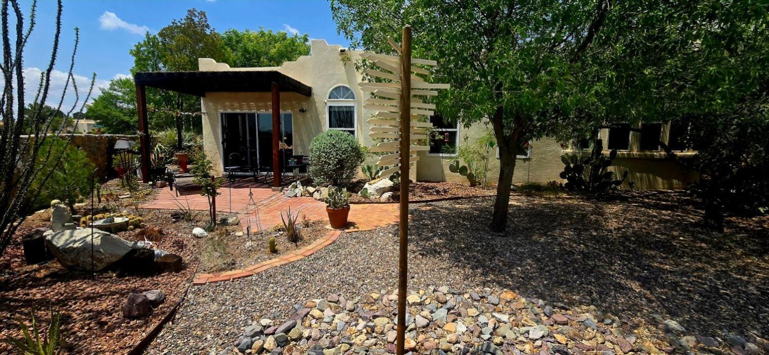 The Perfect Place . . . Here It Is! Las Cruces
