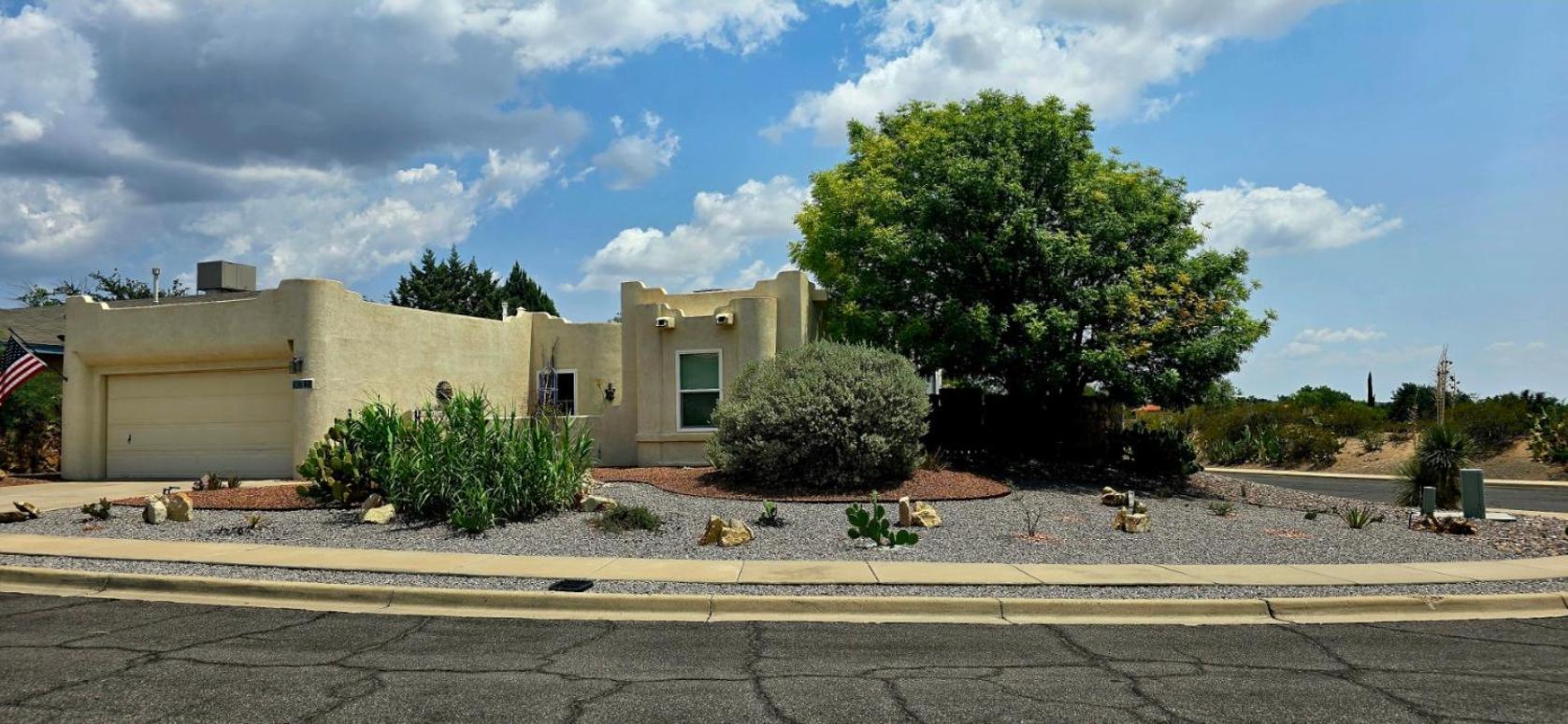 The Perfect Place . . . Here It Is! Homestay Las Cruces